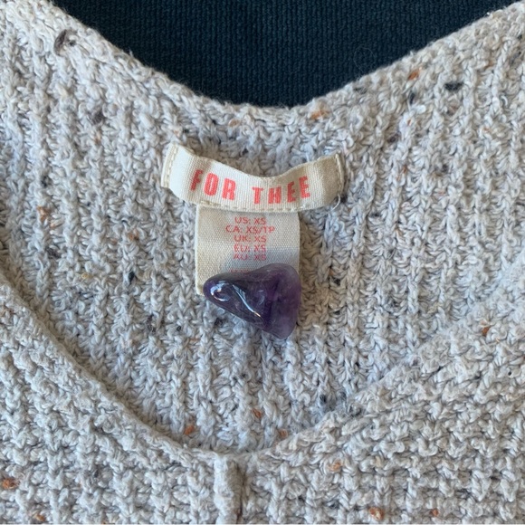 For Thee Cream colored V-neck sweater - Picture 3 of 7